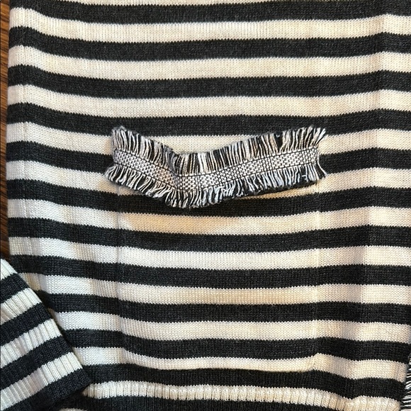 GUC J. Crew Black and White Striped Cardigan Sweater; S - Picture 4 of 6